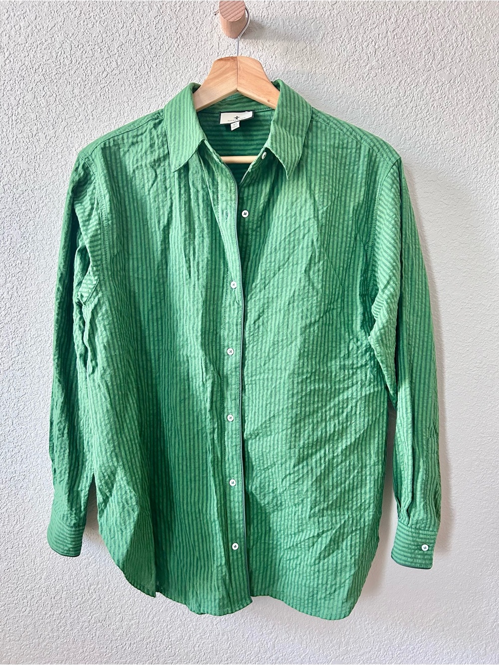 Tuckernuck Nadine Button Down Size XS Green Seersucker Stripe